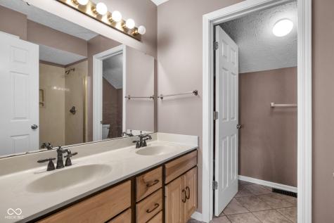 5118 Boardwalk Place Indianapolis IN 46220