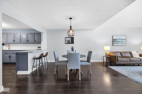 5118 Boardwalk Place Indianapolis IN 46220