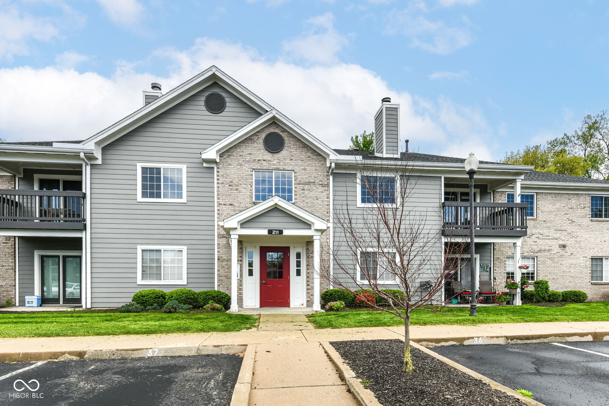211 Faulkner Court Carmel IN 46032