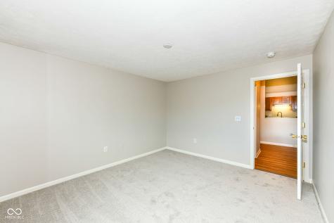 211 Faulkner Court Carmel IN 46032