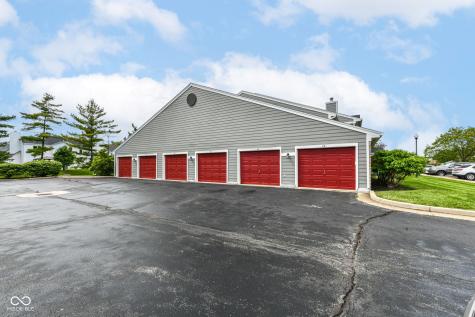 211 Faulkner Court Carmel IN 46032