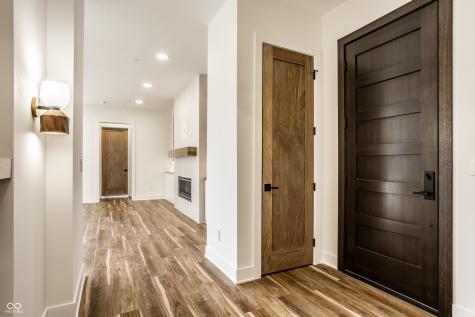 728 Pawnee Road Carmel IN 46032