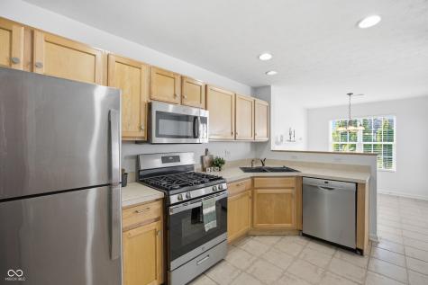 12706 Brewton Street Fishers IN 46038