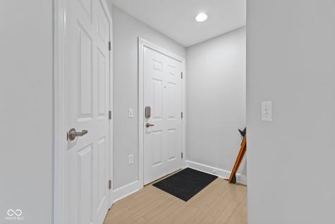 20971 Shoreline Court Noblesville IN 46062