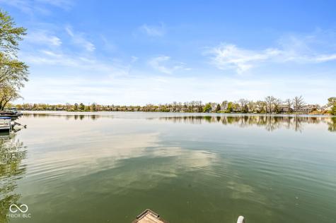 3748 Bay Road South Drive Indianapolis IN 46240