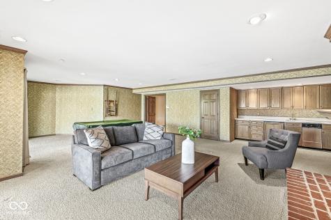 3748 Bay Road South Drive Indianapolis IN 46240