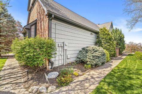 3748 Bay Road South Drive Indianapolis IN 46240