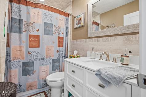 5158 Coppertree Lane Avon IN 46123