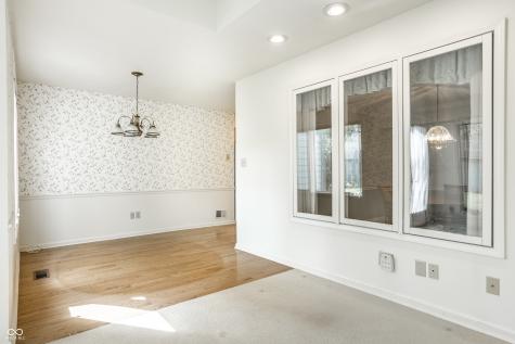 9271 Spring Lakes Drive Indianapolis IN 46260