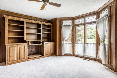 9271 Spring Lakes Drive Indianapolis IN 46260