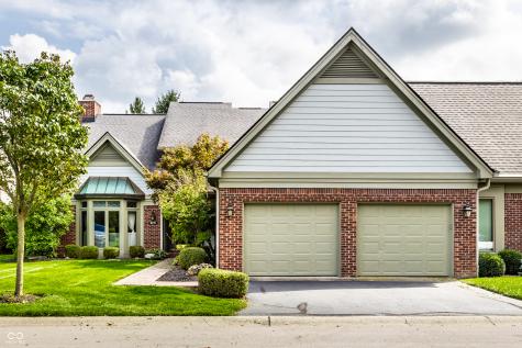 9271 Spring Lakes Drive Indianapolis IN 46260