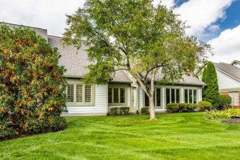 9271 Spring Lakes Drive Indianapolis IN 46260