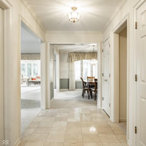 9271 Spring Lakes Drive Indianapolis IN 46260
