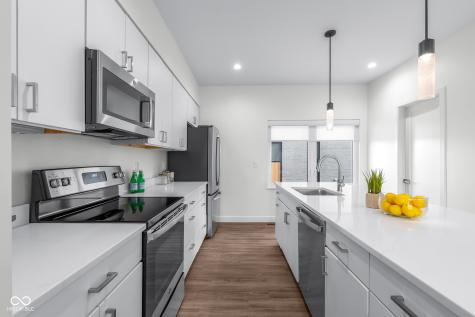 806 7th Street Columbus IN 47201