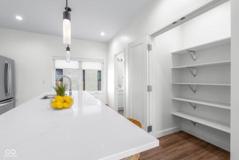 806 7th Street Columbus IN 47201