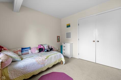 3975 Offshore Drive Columbus IN 47203