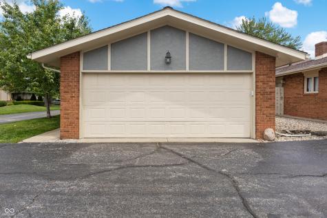 3975 Offshore Drive Columbus IN 47203