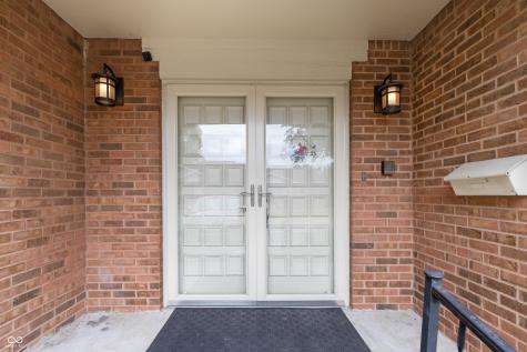 3975 Offshore Drive Columbus IN 47203