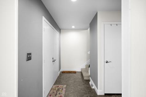 3975 Offshore Drive Columbus IN 47203