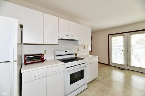 2119 Debello Court Indianapolis IN 46214