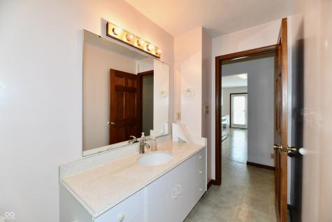 2119 Debello Court Indianapolis IN 46214