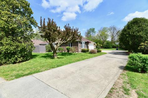 2119 Debello Court Indianapolis IN 46214