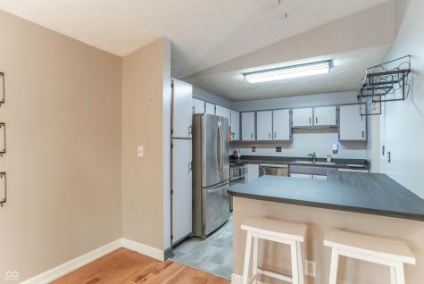 7905 Eagle Valley Pass Indianapolis IN 46214