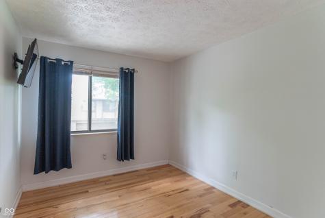 7905 Eagle Valley Pass Indianapolis IN 46214