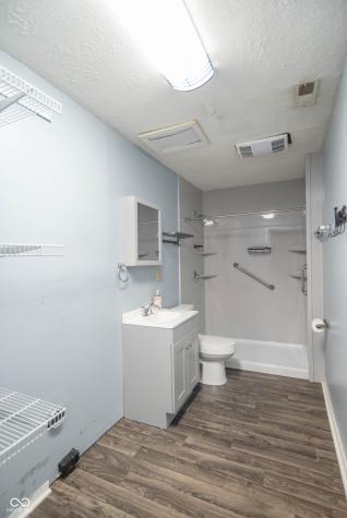 7905 Eagle Valley Pass Indianapolis IN 46214
