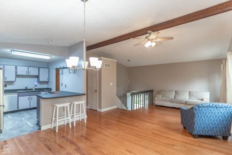 7905 Eagle Valley Pass Indianapolis IN 46214