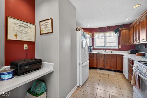8307 W Ashford Lane Muncie IN 47304