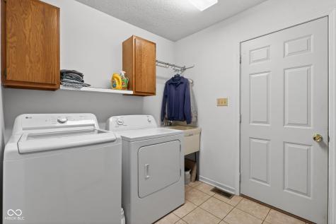 8307 W Ashford Lane Muncie IN 47304