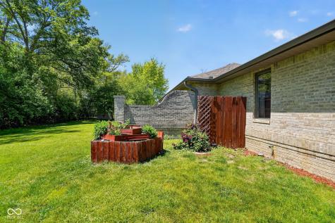 8307 W Ashford Lane Muncie IN 47304