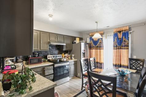 7746 Mountain Stream Way Indianapolis IN 46239