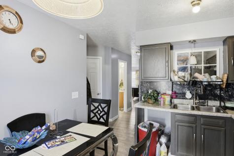 7746 Mountain Stream Way Indianapolis IN 46239