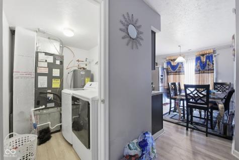 7746 Mountain Stream Way Indianapolis IN 46239