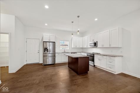856 S Park Trail Drive Carmel IN 46032