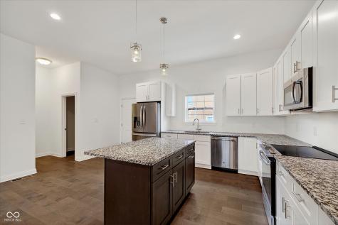 856 S Park Trail Drive Carmel IN 46032