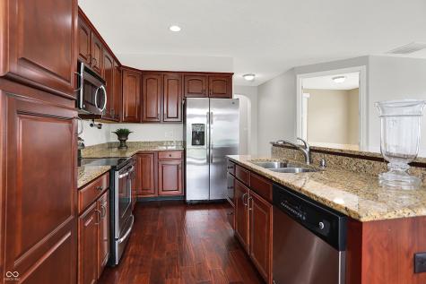 127 Coatsville Drive Westfield IN 46074