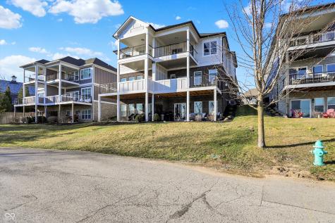 13711 W Voyager Drive Fishers IN 46037