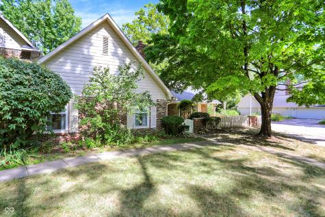 9110 Waymen Drive Indianapolis IN 46268
