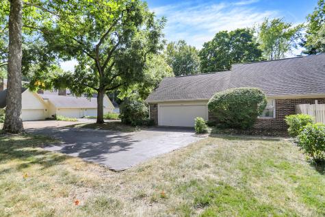 9110 Waymen Drive Indianapolis IN 46268