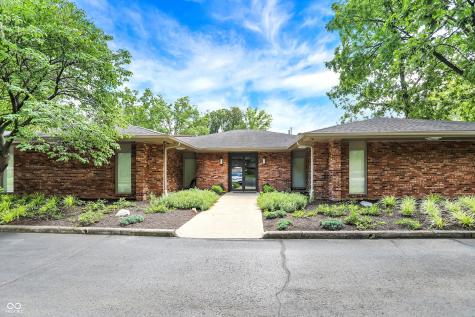 9110 Waymen Drive Indianapolis IN 46268