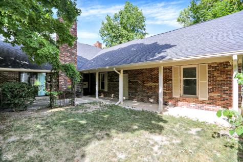 9110 Waymen Drive Indianapolis IN 46268
