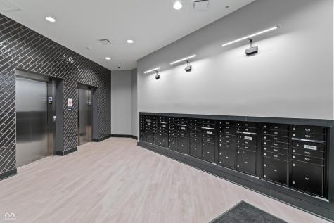 1155 S Rangeline Road Carmel IN 46032