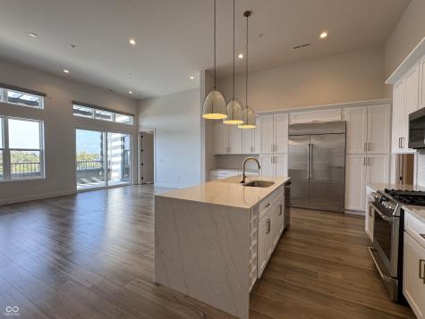 1155 S Rangeline Road Carmel IN 46032