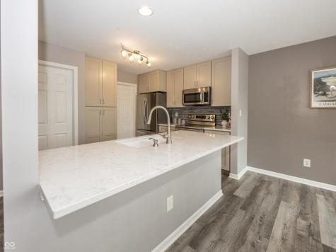 16908 Mapleton Place Westfield IN 46074