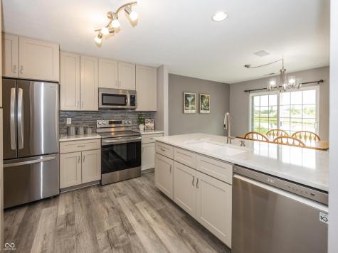 16908 Mapleton Place Westfield IN 46074