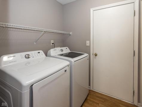 16908 Mapleton Place Westfield IN 46074