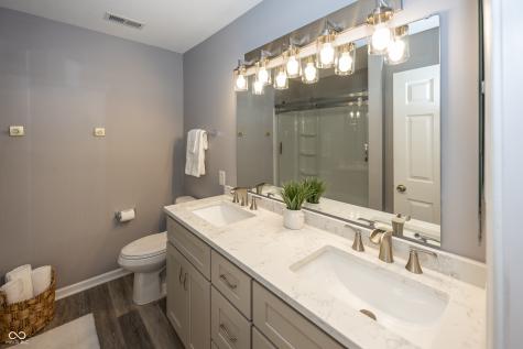 16908 Mapleton Place Westfield IN 46074